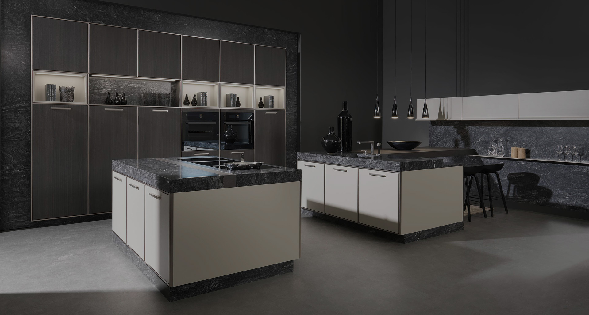 Elegant design of high quality Italian kitchens. Modern and avant-garde, urban and inspiring or modern and rustic, all over the world, our kitchens reflect the lifestyle and personal life of people