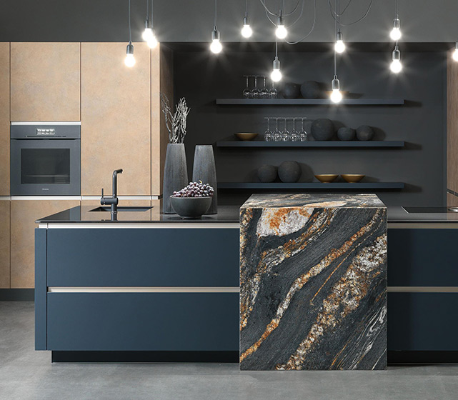 The combination of design and functionality has made rational an international brand that unites the best of two worlds: German engineering skills, practicality and work ethic combined with Italian craftsmanship and this extra bit of elegance and style. Luxury kitchens